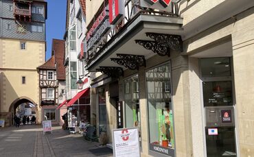 Die Apotheke am Torturm hat am Montag, 23. März, um 13 Uhr aus Protest zugemacht.