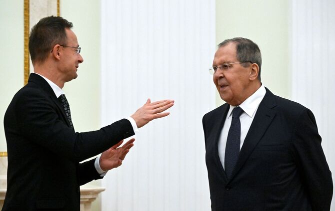 Ungarns Regierungschef Orban trifft Putin in Moskau