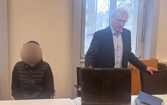 Der junge Mann wurde zu einer Haftstrafe verurteilt. (Archivbild)
