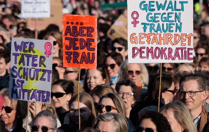Demonstration gegen sexualisierte digitale Gewalt