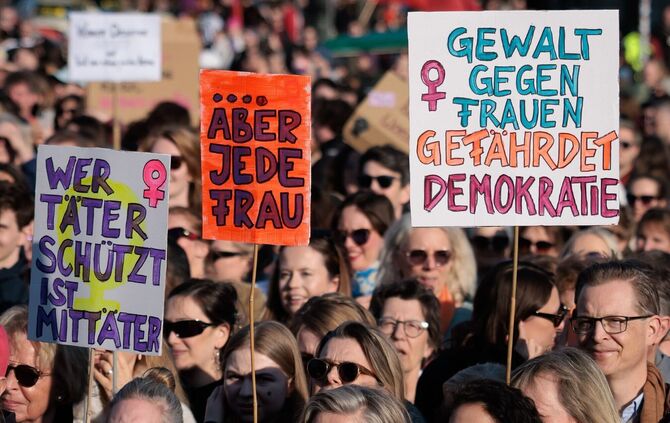 Opfer sexualisierter digitaler Gewalt sind hauptsächlich Frauen. (Archivfoto)