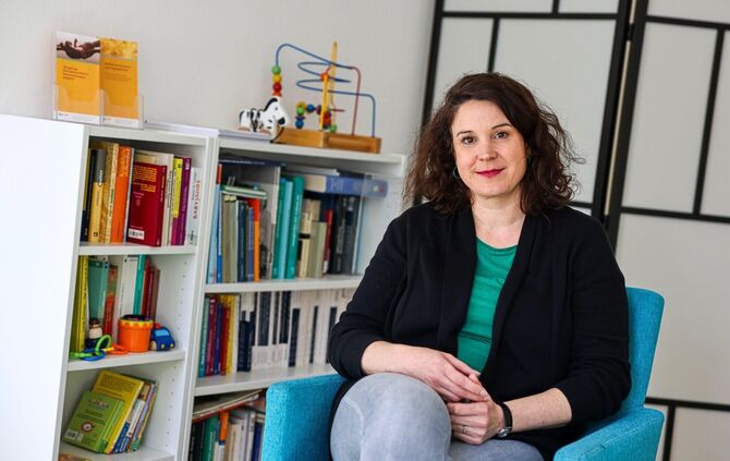 Anna-Selina Daiß betreibt in Schorndorf eine Praxis für analytische Kinder- und Jugendlichenpsychotherapie.