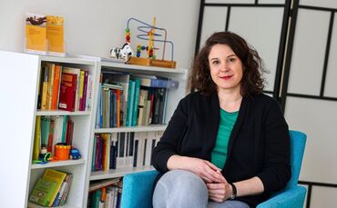Anna-Selina Daiß betreibt in Schorndorf eine Praxis für analytische Kinder- und Jugendlichenpsychotherapie.