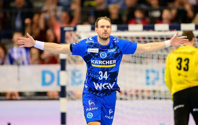 Kai Häfner (36) spielt beim TVB Stuttgart eine sehr starke Saison. Der Linkshänder hat einige Rekordmarken geknackt.