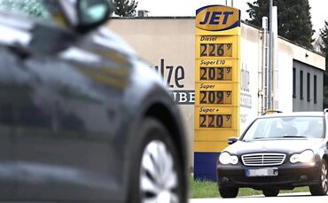 2,26 Euro für den Liter Diesel - vor noch nicht einmal einen Monat lag der Preis hier noch bei 1,56 Euro.