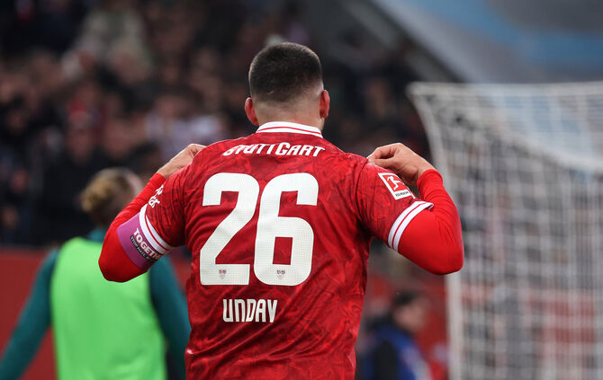 Deniz Undav trägt beim VfB Stuttgart die Nummer 26, im DFB-Team ist es die Nummer 13.