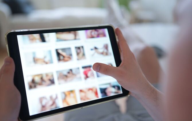 Die Abgeordneten wollen Opfer digitaler Gewalt schützen. (Symbolbild)