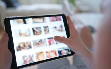 Die Abgeordneten wollen Opfer digitaler Gewalt schützen. (Symbolbild)