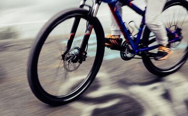 Fahrrad Rad Radfahrer Symbolbild Symbol symbolfoto