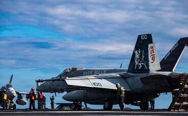 Angriff auf den Iran - USS Gerald R. Ford