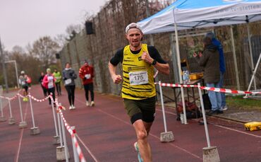 Auch bei echtem Aprilwetter voller Einsatz mit 433 Teilnehmenden: der 53. Volkslauf in Stetten.