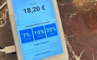 Trinkgeldoptionen auf dem Display eines Kartenlesegeräts