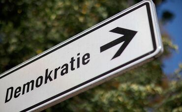 Demokratie