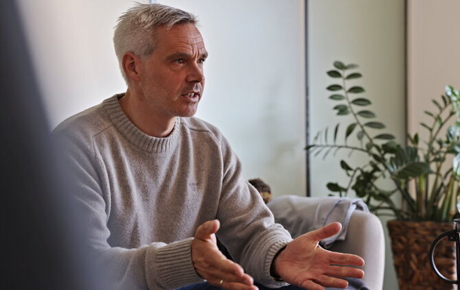 Elmar Kalle, Kinder- und Jugendlichenpsychotherapeut aus Winnenden, fürchtet, dass die Honorarkürzungen bei niedergelassenen The