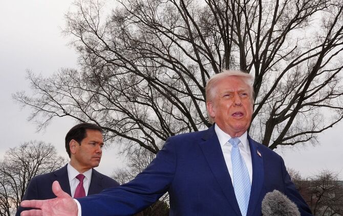 US-Präsident Trump (r.) und US-Außenminister Rubio