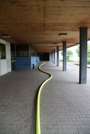 Korb: Dehnfugenbrand in Schule