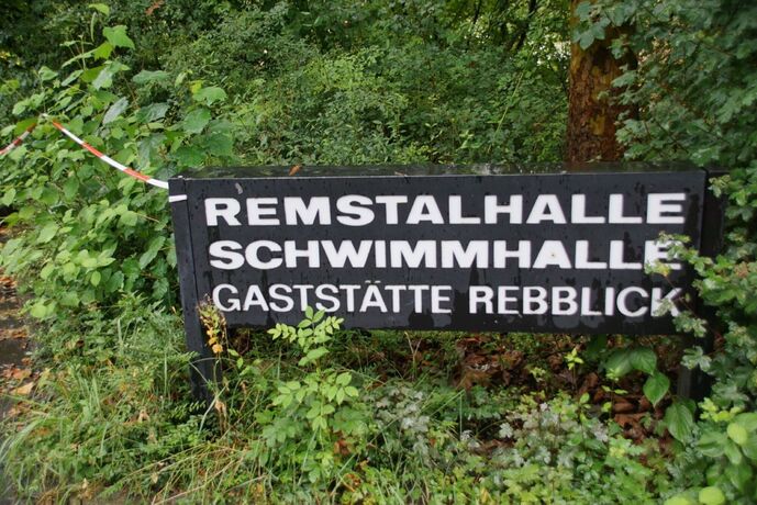 Korb: Dehnfugenbrand in Schule
