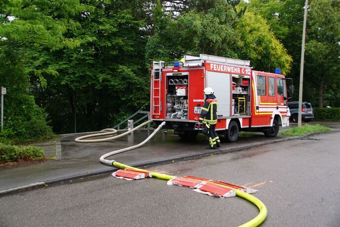 Korb: Dehnfugenbrand in Schule