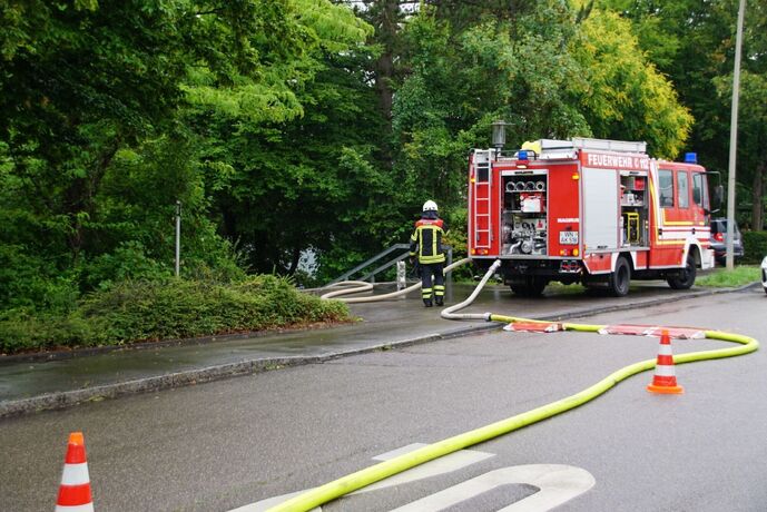Korb: Dehnfugenbrand in Schule