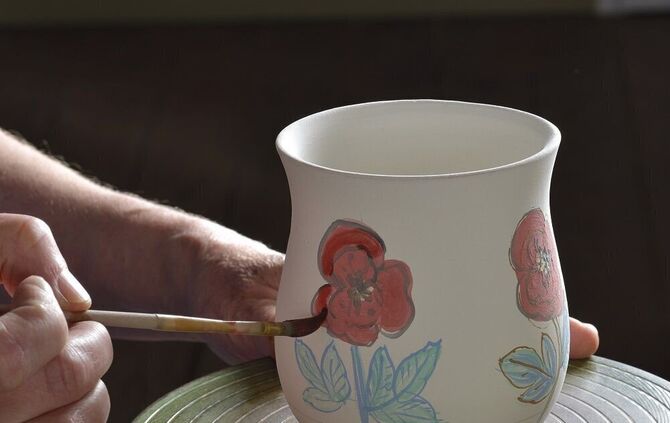 In Welzheim-Aichstrut ist das Keramik-Handwerk hautnah zu erleben.