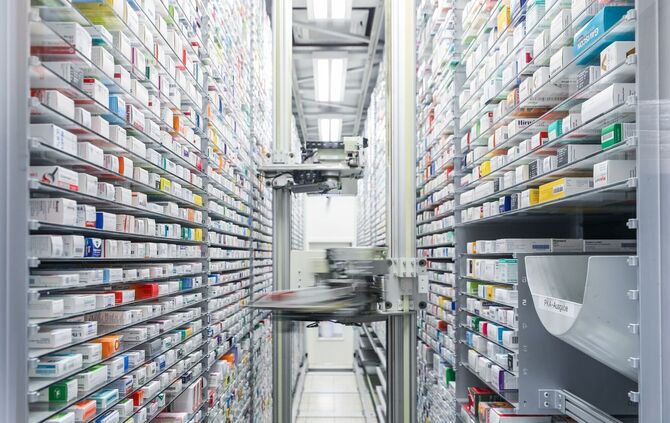 Noch sind die Folgen des Kriegs nicht in den Apotheken angekommen, aber das könnte sich aus Sicht der Pharmabranche ändern. (Arc