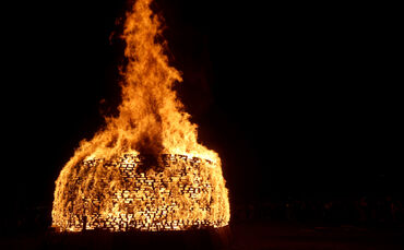 In Rettersburg findet am Samstag wieder das Osterfeuer statt (Archivfoto).