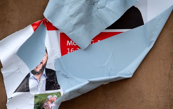 Zerstörte Wahlwerbung