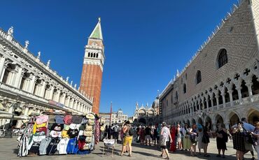 Blick auf den Markusplatz in Venedig