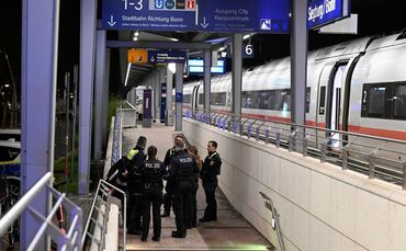 Mann droht mit Anschlag in ICE