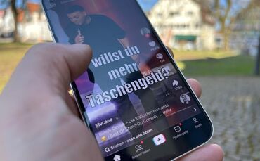 Verlockende Filmchen am laufenden Band: So löst TikTok im Gehirn ein Dopamin-Feuerwerk aus.