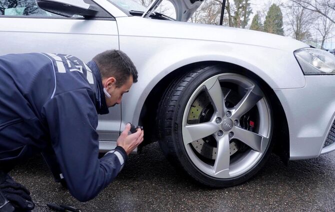 Bereits seit einigen Jahren - wie hier 2023 - kontrolliert die Polizei am sogenannten Car-Freitag besonders viel. (Archivbild)
