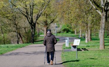 Auch wenn es teils trüb ist - zum Spazierengehen reicht das Osterwetter.