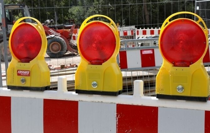 Für die Arbeiten muss die Landesstraße voll gesperrt werden.(Symbolfoto).