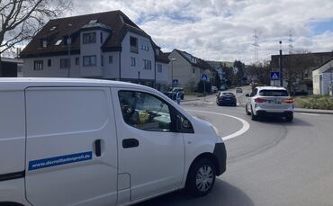 Der Post-Kreisverkehr in Beutelsbach.