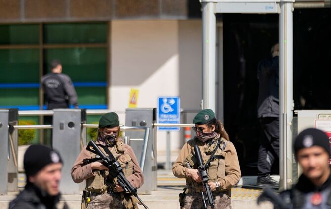 Schüsse vor Israels Konsulat in Istanbul