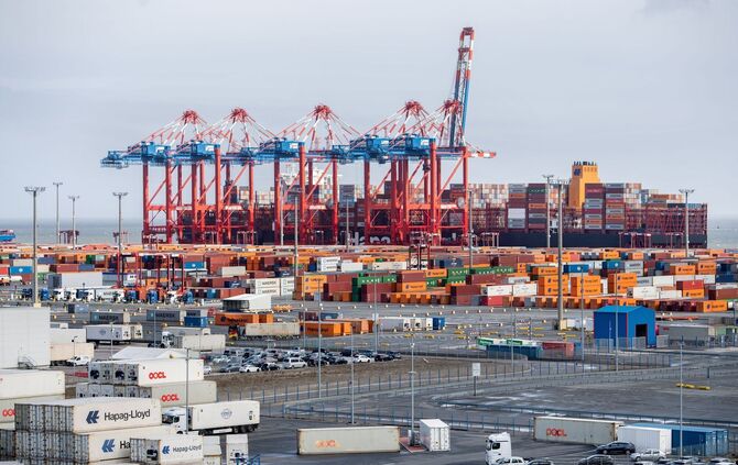 Exporte über JadeWeserPort