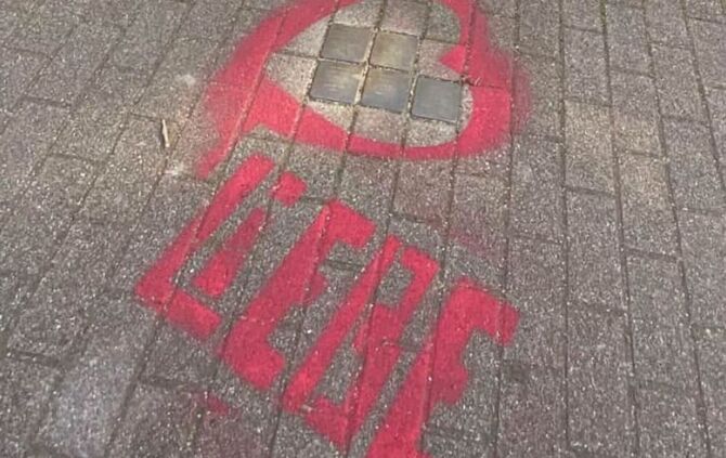 «Stolpersteine» mit Herz versehen