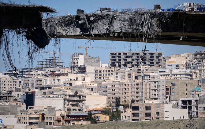Autobahnbrücke bei Teheran