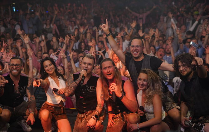 Die Dirndljäger sorgen in diesem Jahr für Stimmung.