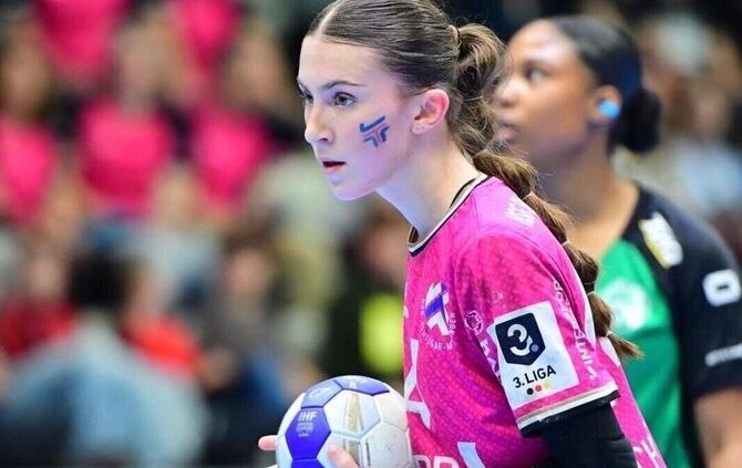 Klara Schlipf aus Korb steht kurz vor ihrem Debüt in der 1. Handball-Bundesliga.