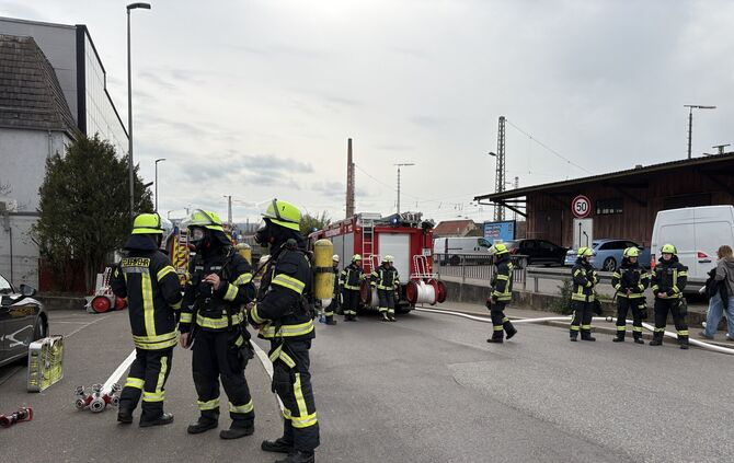 In der Künkelinstraße in Schorndorf kam es am Freitagnachmittag zu einem größeren Feuerwehreinsatz.