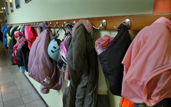 Wie viel werden Eltern in Korb ab Schuljahr 2026/27 für die Grundschulbetreuung zahlen? (Symbolfoto)