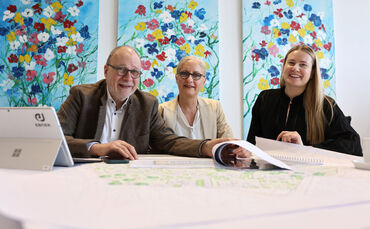 Joachim Ebner, seine Frau Iris Ebner-Albert und Tochter Nicole Ebner (v.l.n.r.) im Waiblinger Büro.