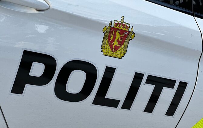 Ein 14-jähriger Norweger ist mit einem geklautem Bus bis nach Schweden gefahren. (Symbolbild)