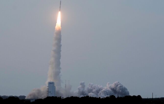 Amazon will mit dem Kauf von Globalstar eine Abkürzung beim Aufbau des Satelliten-Netzwerks nehmen. (Archivbild)