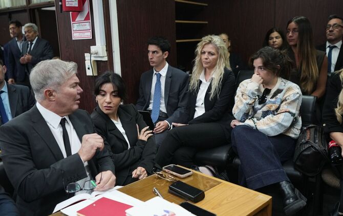 Neuer Prozess um Tod von Maradona