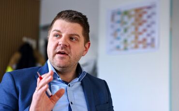 Bürgermeister Benedikt Paulowitsch (38).