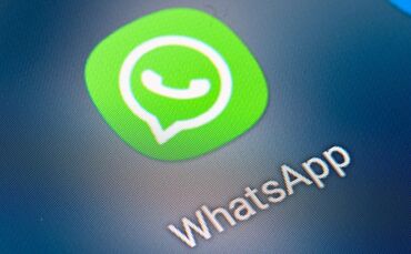 WhatsApp muss sich neben den Wettbewerbsregeln auch an weitere strengere EU-Digitalregeln halten. (Symbolbild)