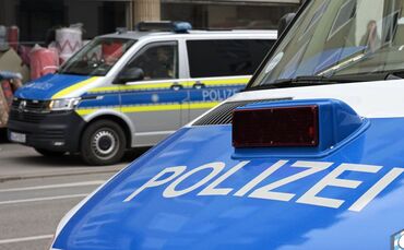 Großeinsatz der Polizei und Zoll in München