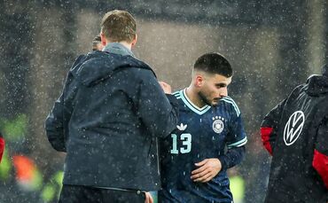 Julian Nagelsmann (l.) und Deniz Undav (r.) 
